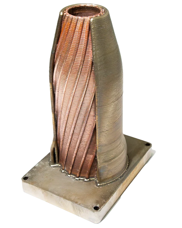 Raketnozzle in titanium en koper, geprint met Meltio wire-laser DED